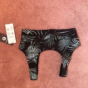 Nwt. Glider sports bra